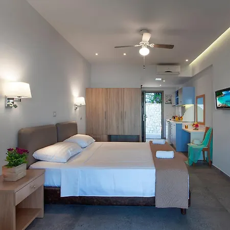 Locandina Living