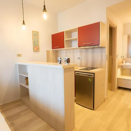 Locandina Living Apartment Barbati